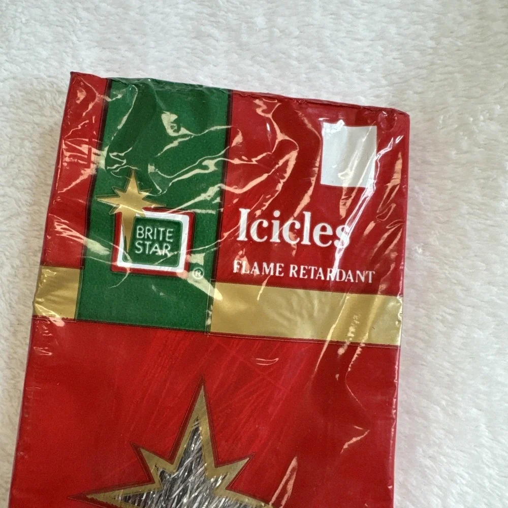 Brite Star Christmas Tinsel Icicles 1000 Strands Silver Flame‎ Retardant 18